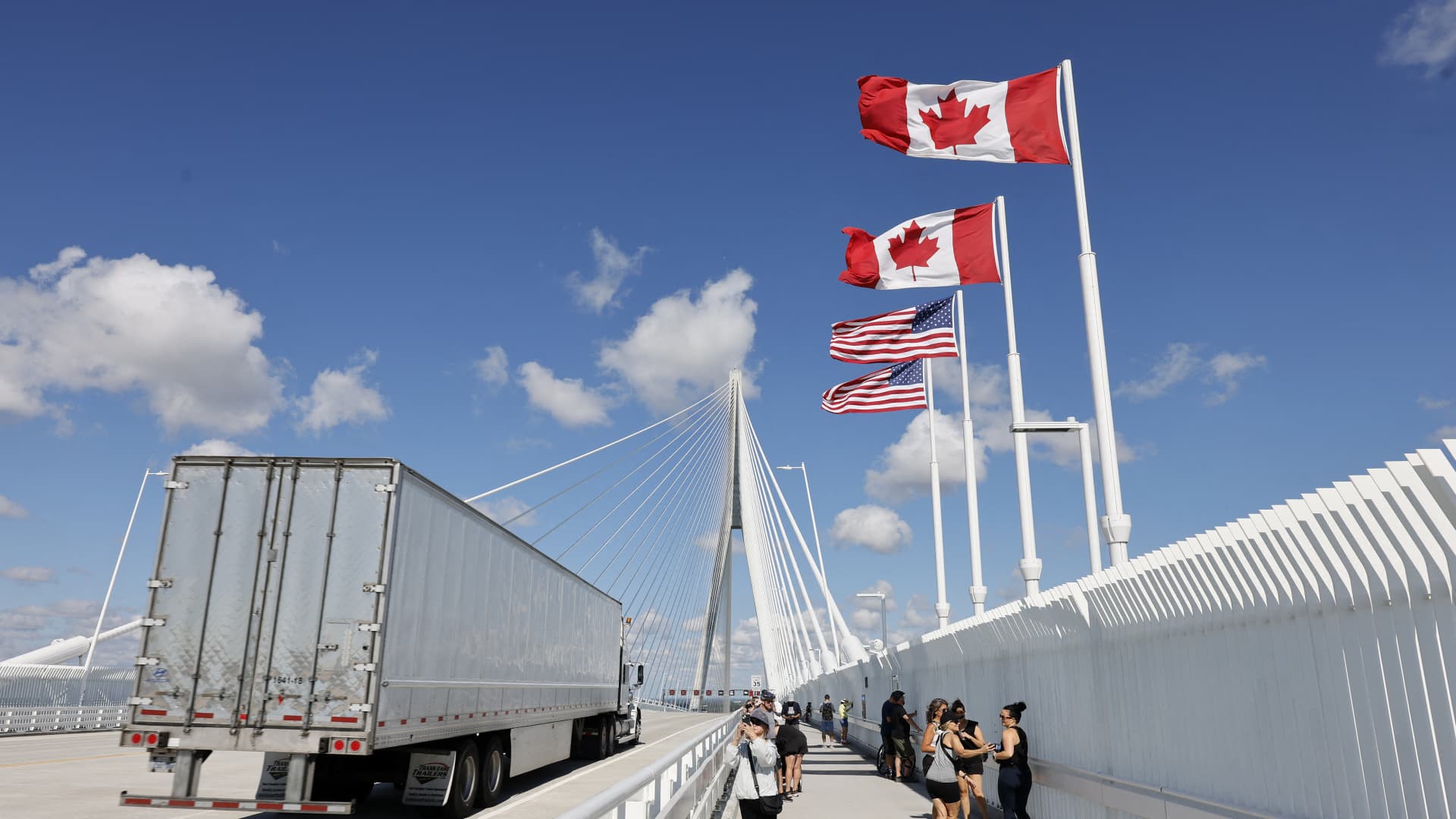 Canada Tariffs Escalate: $27.6 Billion Retaliation Deepens Trade Rift featured image