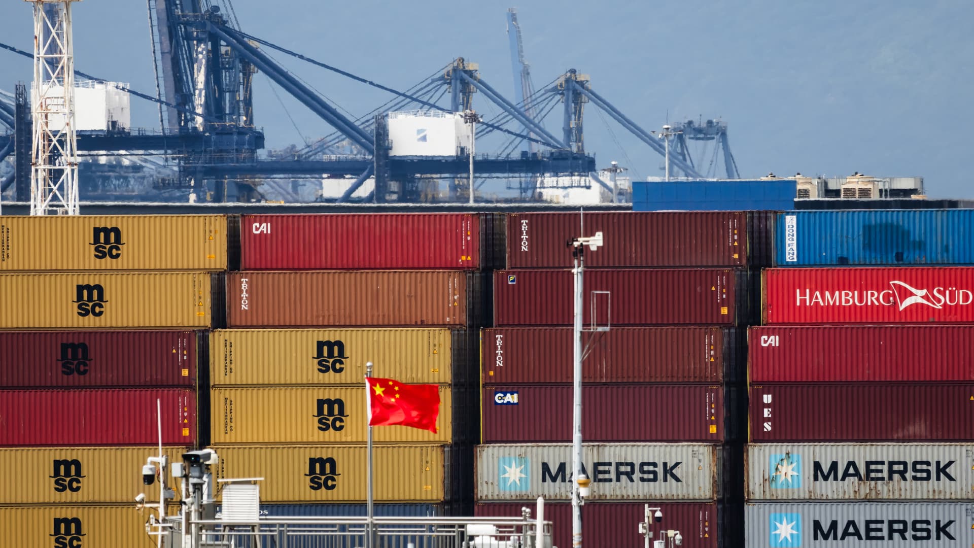 China's Trade Surge: Exports Drive Growth Amid Global Rebalancing Calls featured image