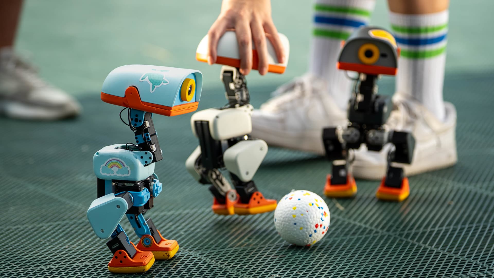 Microduck Robot Sales Surge: $4 Million in Revenue Highlights AI Consumer Asset Growth