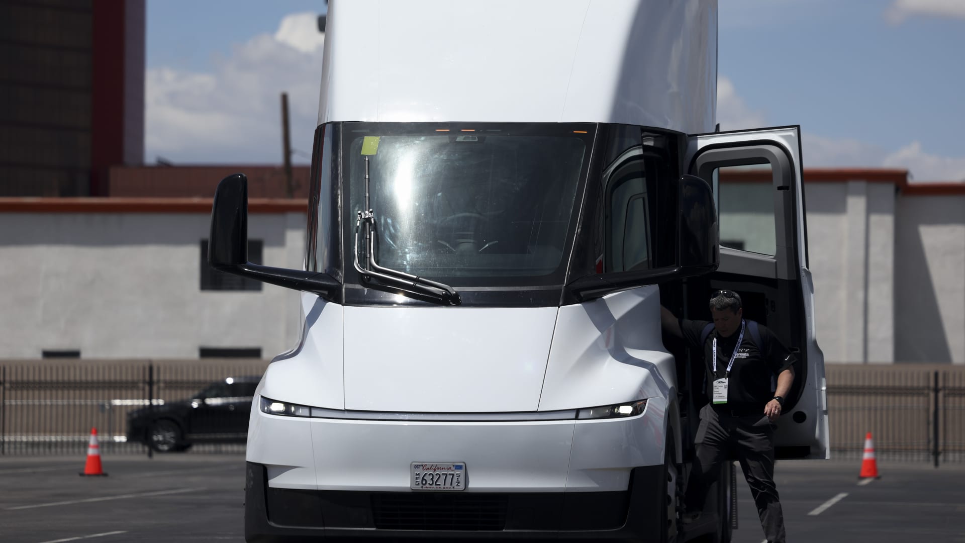 Tesla Semi Production Breakthrough: Nevada Factory Signals Scalability for Electric Trucks featured image