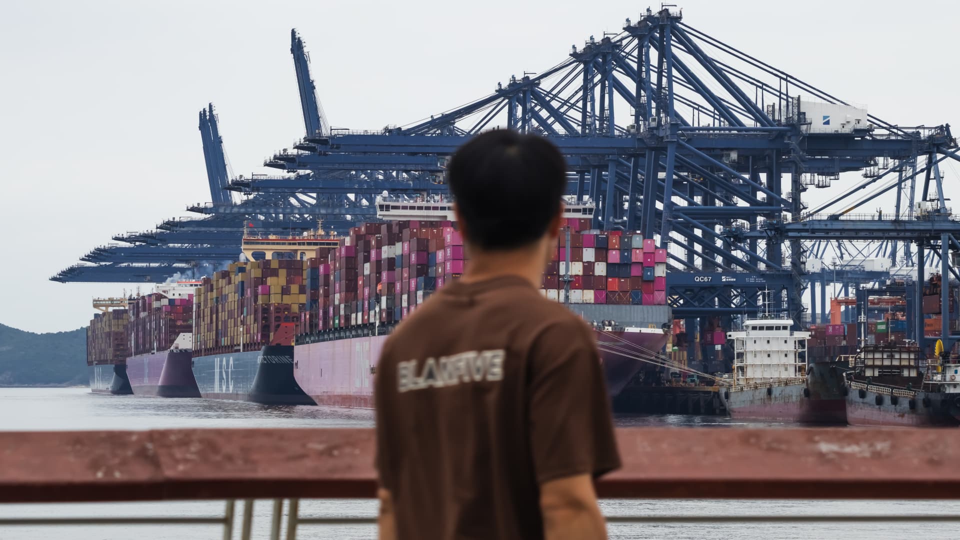 US-China Trade Stability: A Surprise Jump in Orders Signals De-escalation