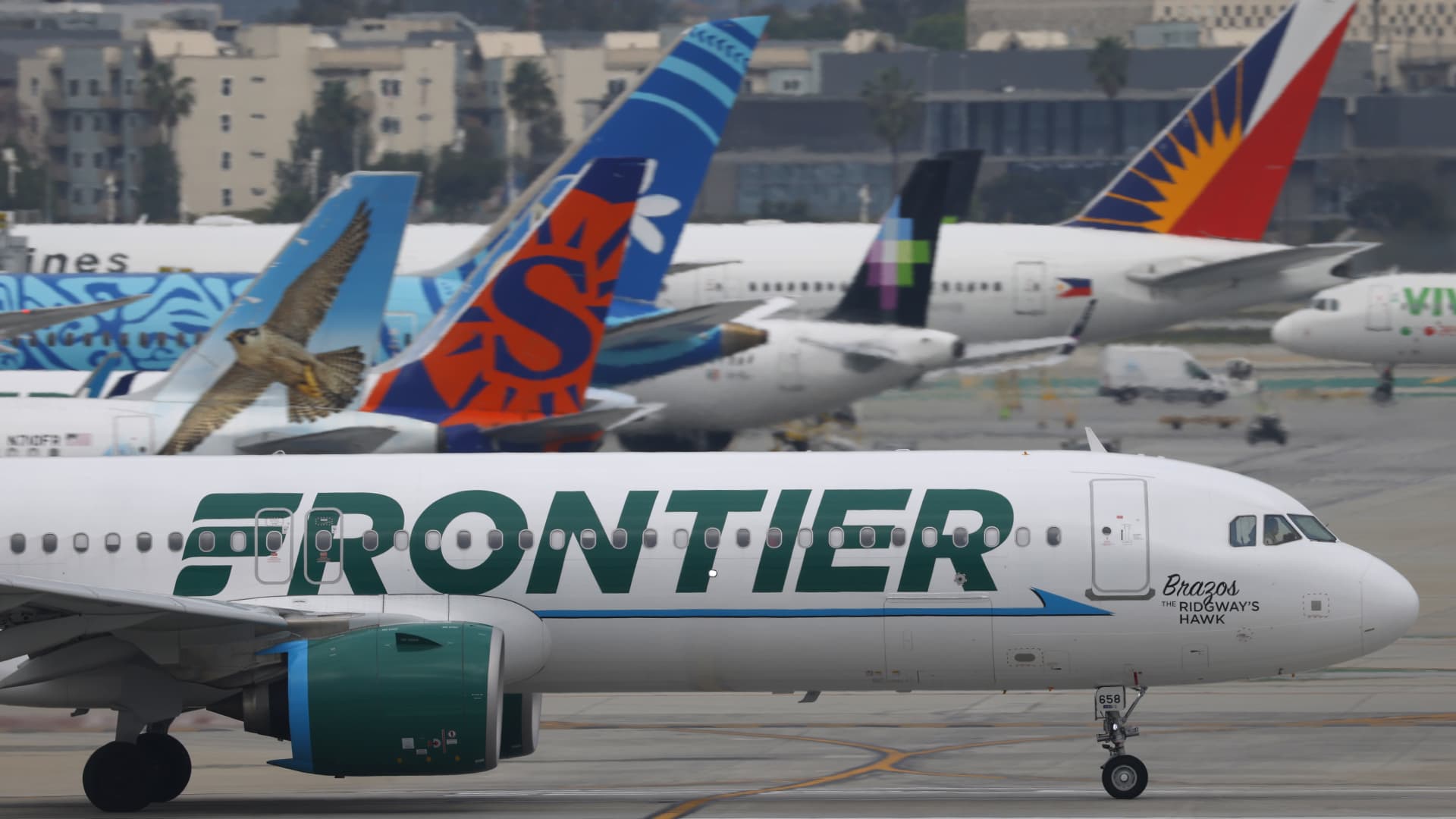 Airfare Jump: Frontier's Strategic Bet Amidst Fuel Surges featured image
