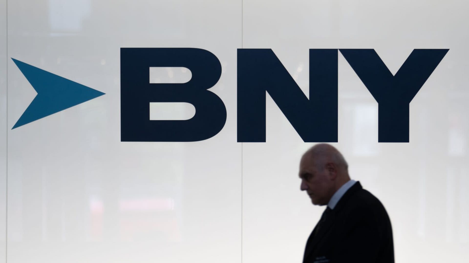 BNY Stock Rises: Custody Giant's Earnings Reveal Alpha Potential featured image