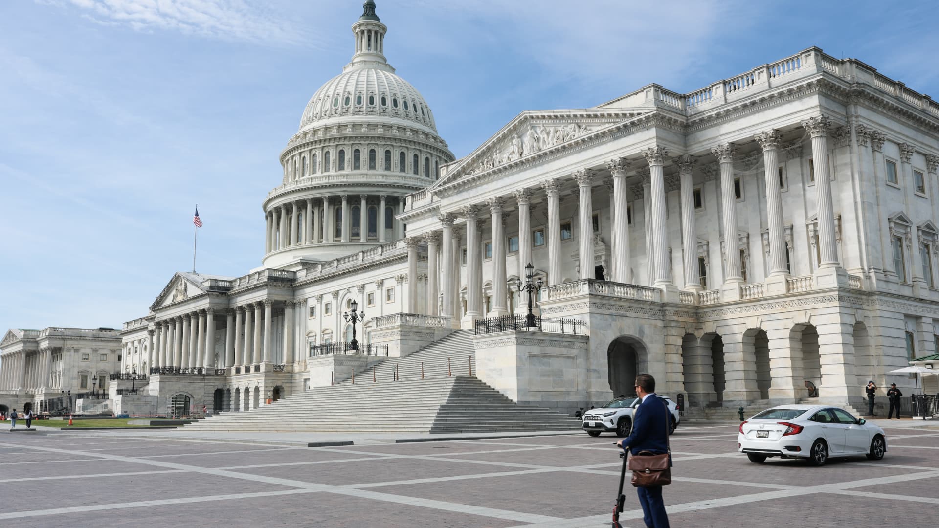Crypto industry's $200 Million Push: Innovation or Influence in 2026 Midterms? featured image