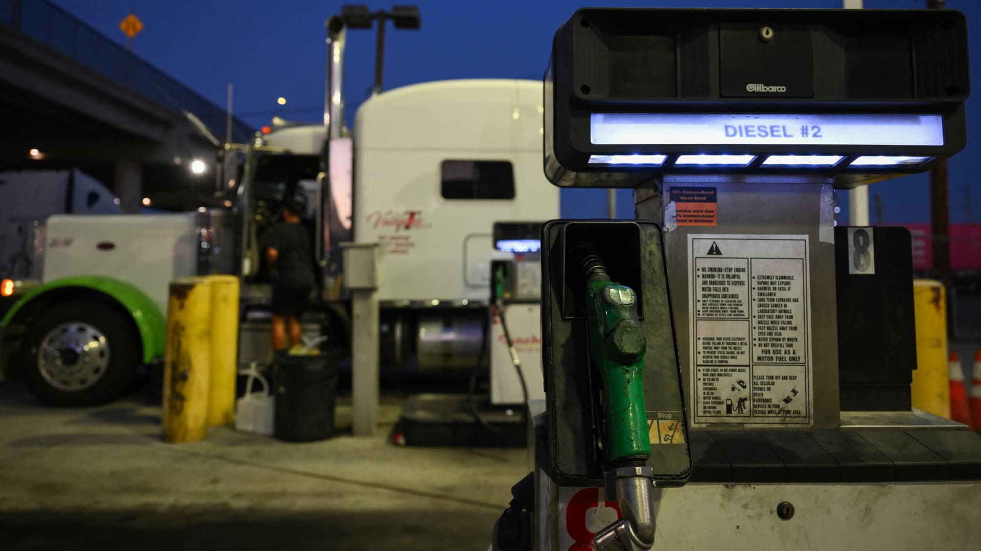 Diesel Prices: Goldman Sachs Predicts Sustained Highs Through 2027 Amid Refinery Volatility featured image