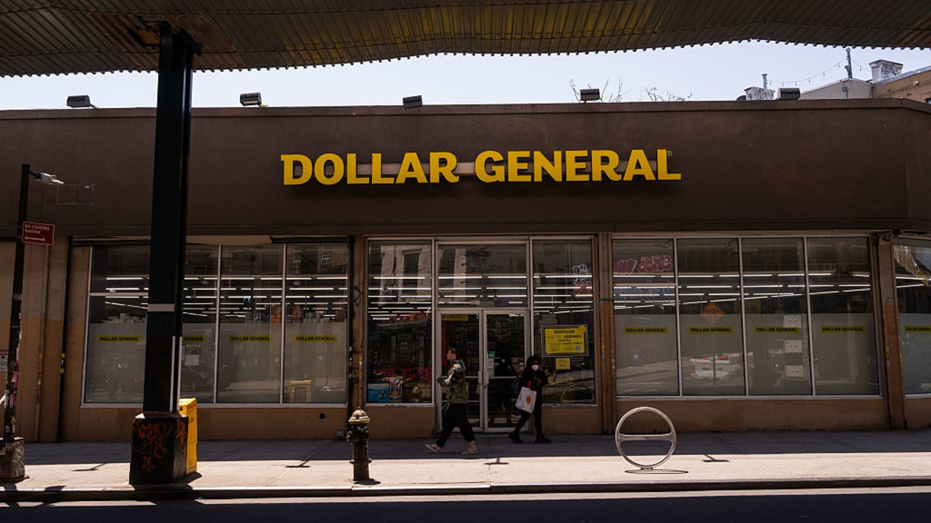 Dollar General Overcharges Lawsuit: A Warning on Consumer Trust featured image