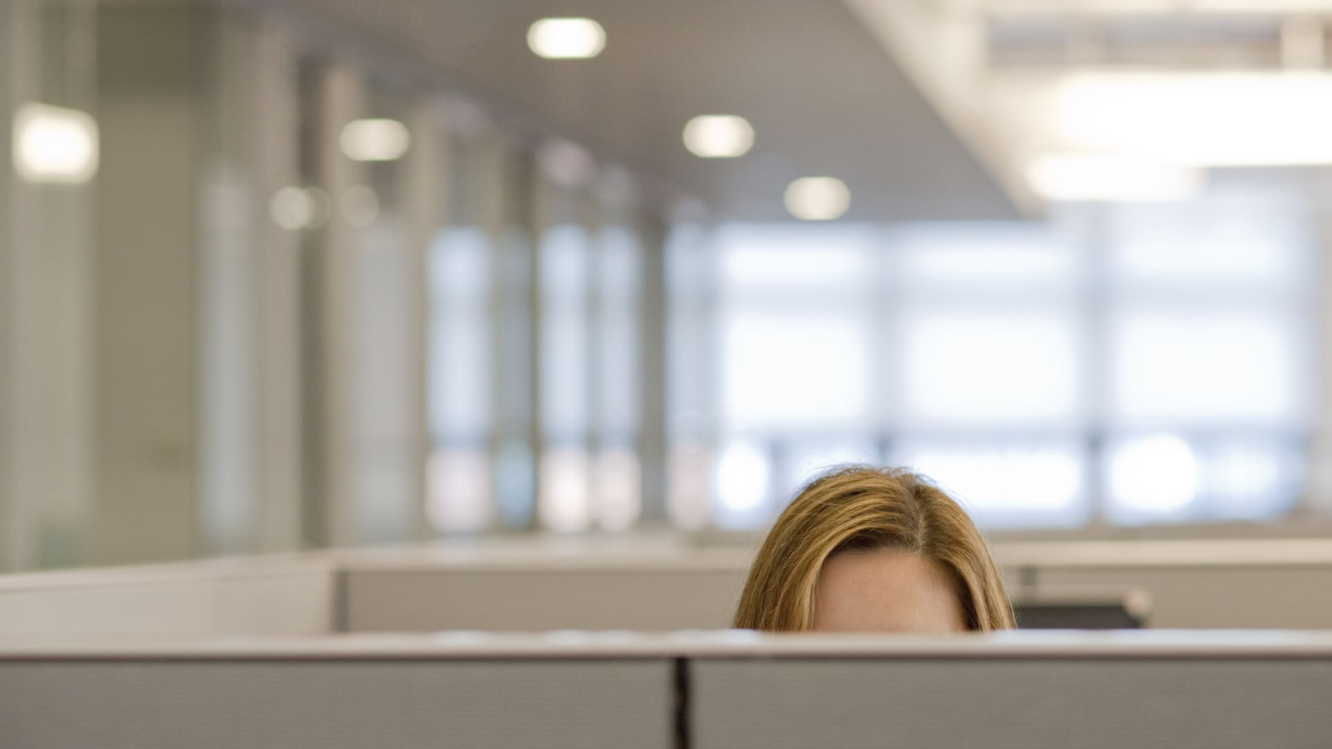 Employee Engagement Plummets to 15-Year Low: Digital Transformation Risks Intensify
