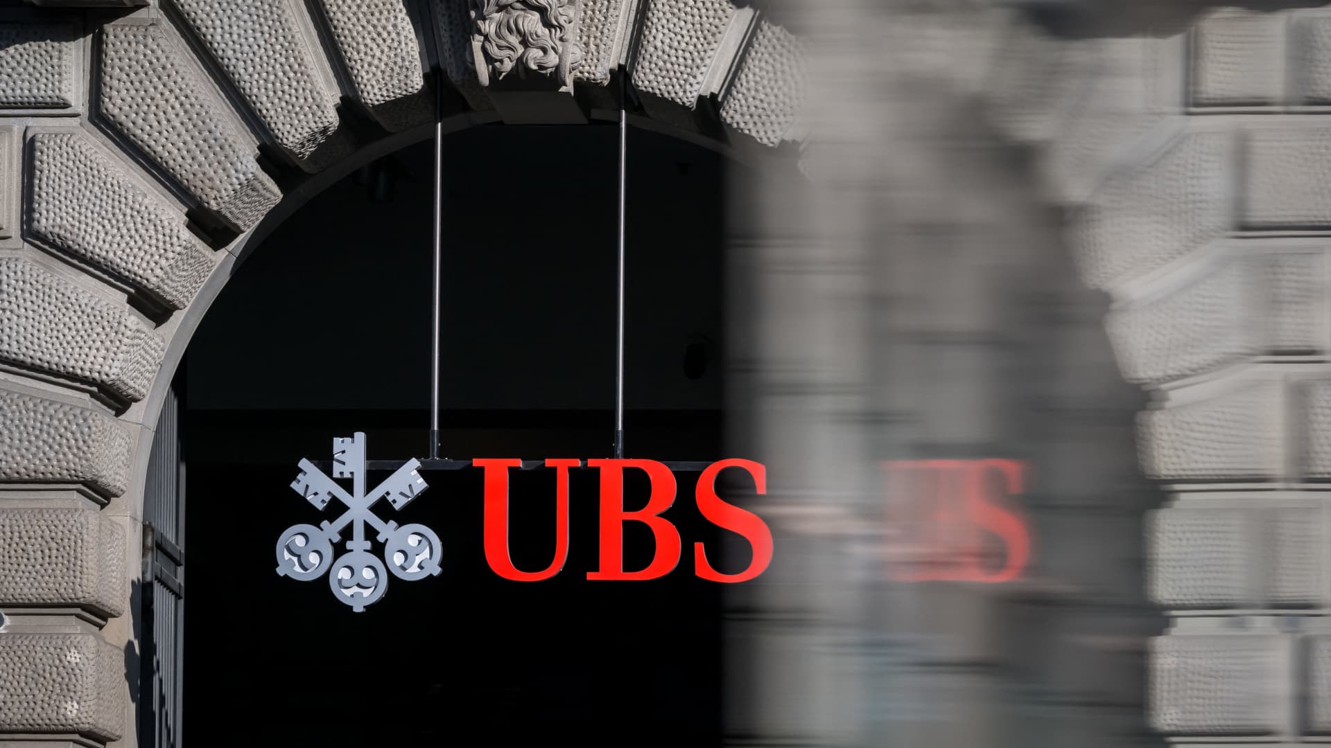 UBS Profits Surge 27%: A Bullish Outlook Amid Integration Progress featured image