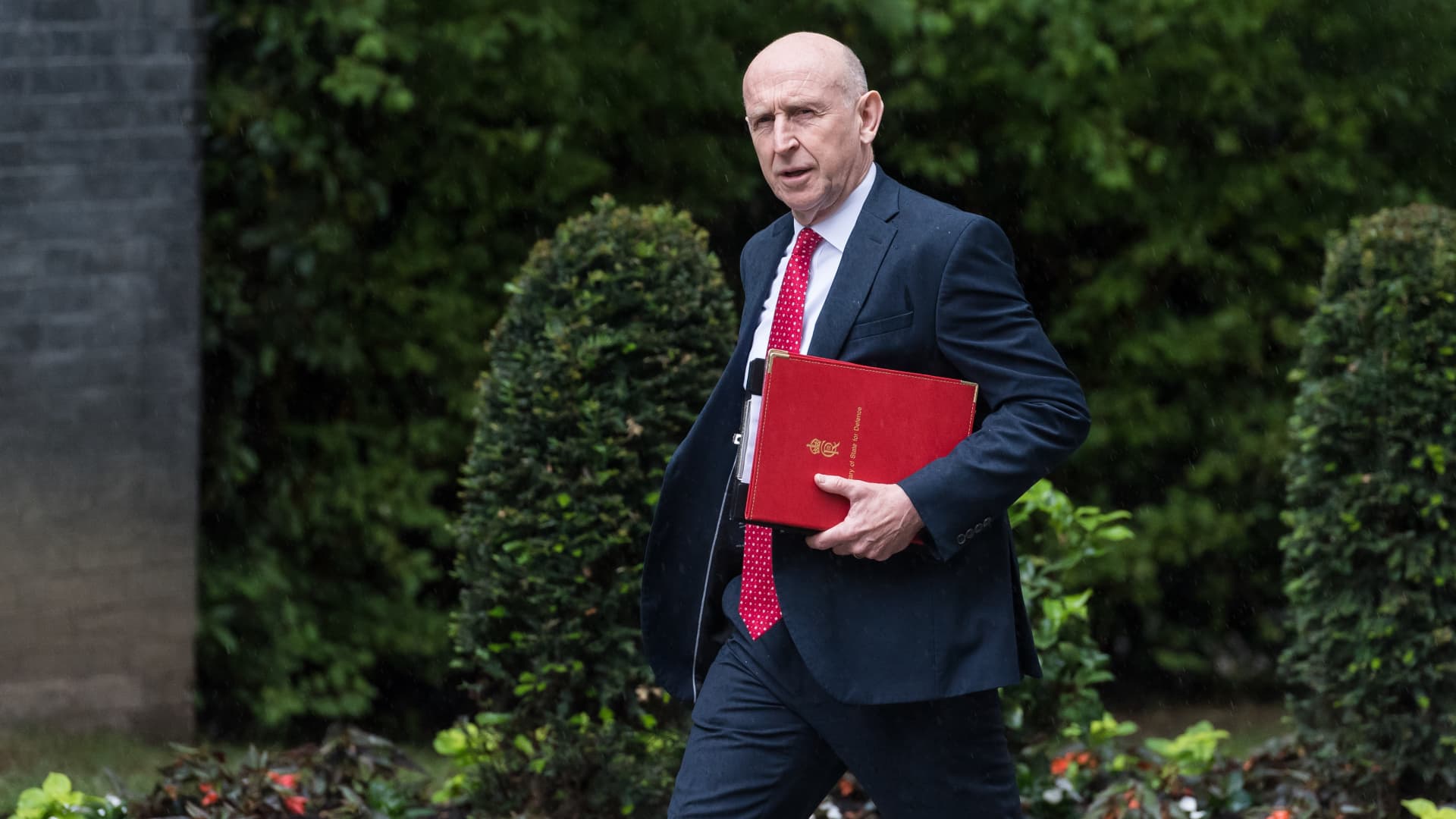 UK Budget Unveils Stability: Tackling Inflation and Boosting Growth featured image