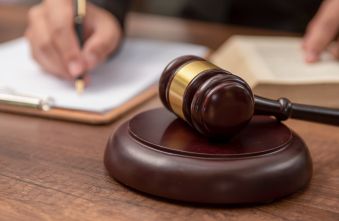 ai-legal-tech-revolutionizing-billing-and-training-in-law-with-innovation.jpg