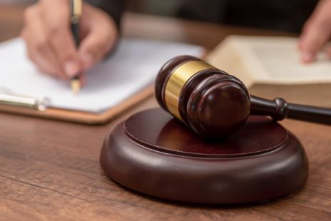 ai-legal-tech-revolutionizing-billing-and-training-in-law-with-innovation.jpg