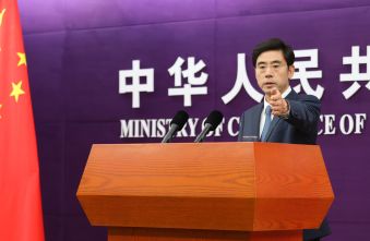 ai-talks-signal-trade-truce-extension-a-boost-for-asset-stability.jpg