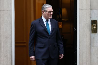 airbus-astrazeneca-and-hsbc-executives-join-uks-starmer-on-high-stakes-china-trip.jpg