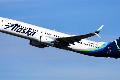 alaska-airlines-grounds-boeing-737-max-9-fleet-after-section-blows-out-midair-scaled.jpg
