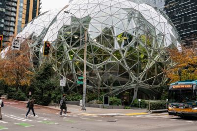 amazons-ai-data-center-push-sparks-layoff-backlash-100-billion-dollar-risk.jpg