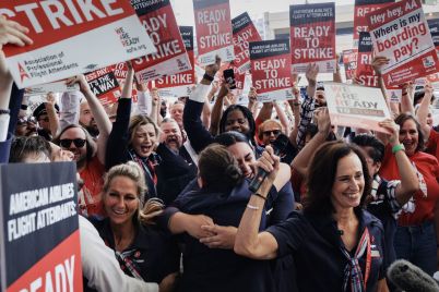 american-airlines-flight-attendants-ratify-new-contract-with-immediate-raises-topping-20-scaled.jpg