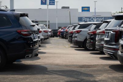 american-consumers-are-increasingly-underwater-on-their-car-loans.jpg