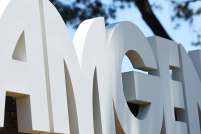 amgen-wants-in-on-the-booming-weight-loss-drug-market-and-its-taking-a-different-approach-scaled.jpg