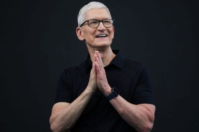 apple-nvidia-the-trillion-dollar-titans-intense-ai-valuation-race.jpg