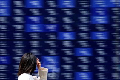 asian-stocks-hesitant-after-trumps-visa-crackdown.jpg