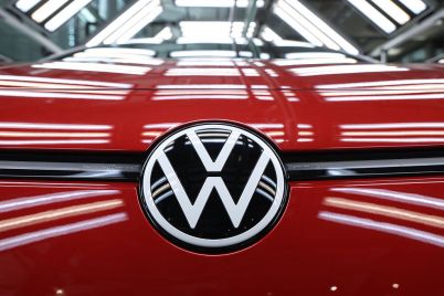 auto-giant-volkswagen-cuts-guidance-as-u-s-tariffs-hit-profit-hard.jpg