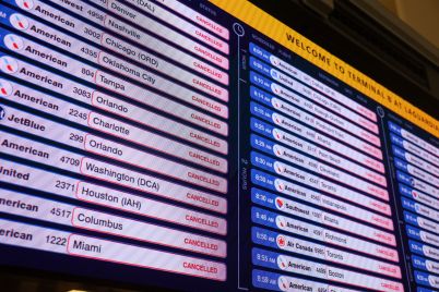 blizzard-cripples-east-coast-airports-with-flights-canceled-through-tuesday.jpg