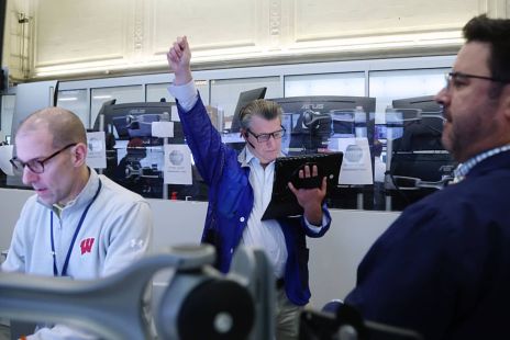bond-yields-under-pressure-imf-warns-of-disorderly-spike-driven-by-ai-debt-and-inflation.jpg