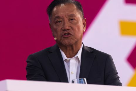 broadcoms-ai-growth-alpha-potential-in-next-gen-chips.jpg