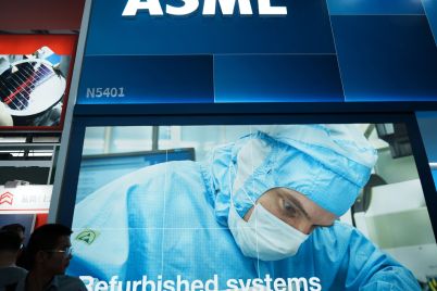 china-chip-breakthrough-navigating-global-semiconductor-risks.jpg