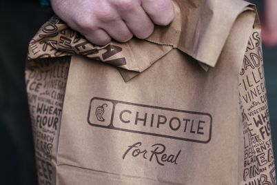 chipotle-shares-fall-as-same-store-sales-growth-disappoints-scaled.jpg