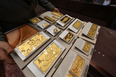 chow-tai-fooks-alpha-record-profits-signal-bullish-outlook.jpg
