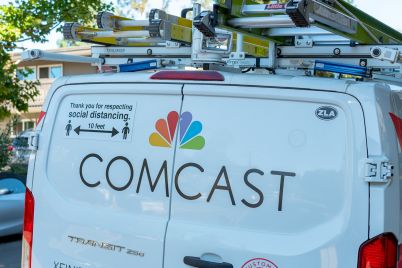 comcast-shares-tumble-as-executive-calls-broadband-intensely-competitive-scaled.jpg