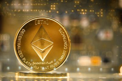 companies-are-buying-this-crypto-and-no-its-not-bitcoin-should-you-invest-too.jpg