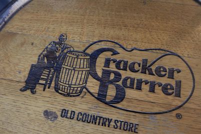 cracker-barrel-shares-rise-after-restaurant-chain-gets-rid-of-controversial-new-logo-scaled.jpg