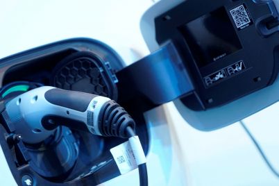 cutting-edge-gallium-nitride-tech-could-help-evs-charge-three-times-faster-scaled.jpg