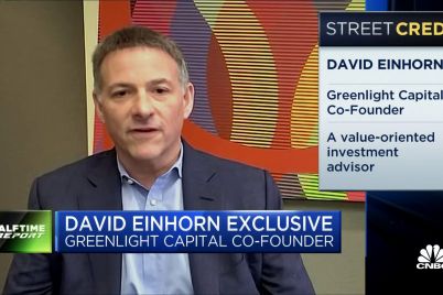 david-einhorn-says-investors-should-be-bearish-on-stocks-and-bullish-on-inflation.jpg