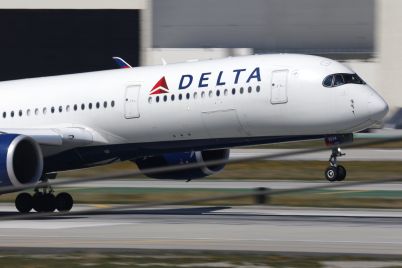 delta-southwest-raise-checked-bag-fees-10-amid-jet-fuel-price-surge-joining-other-carriers.jpg