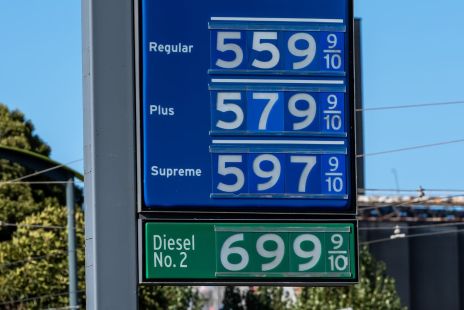 diesel-prices-volatility-unpacking-the-hidden-tax-on-us-supply-chains.jpg