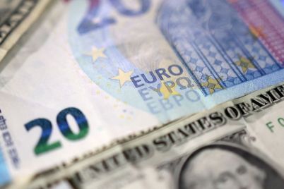 dollar-and-shares-languish-gold-glitters-as-fed-verdict-looms-large.jpg