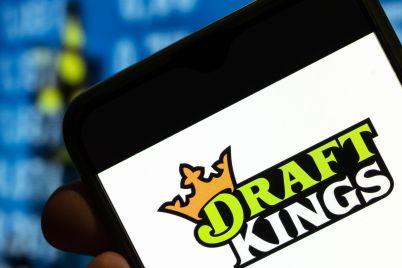 draftkings-tests-a-subscription-service-as-it-looks-to-offset-high-new-york-taxes-scaled.jpg