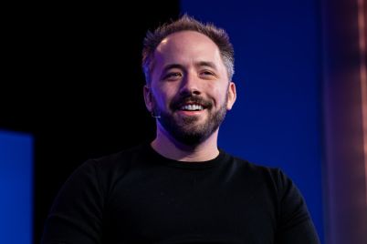 dropbox-ceo-transition-a-cloud-pioneers-next-chapter-amidst-ai-shifts.jpg