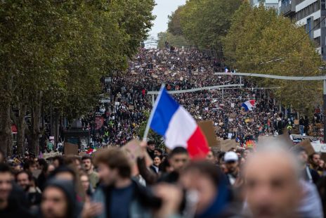 euro-zone-economy-slowdown-q3-growth-halves-amid-french-contraction.jpg