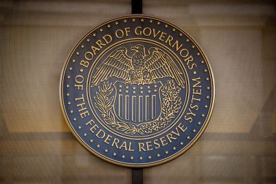 fed-still-forecasts-just-one-rate-cut-for-next-year.jpg
