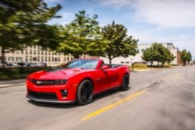 ford-sees-opportunity-for-mustang-as-competitors-abandon-v8-engines.jpg