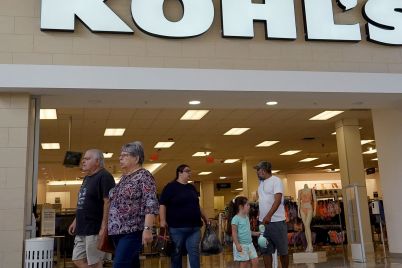 franchise-group-considers-lowering-kohls-bid-closer-to-50-a-share-from-about-60-source-says-scaled.jpg