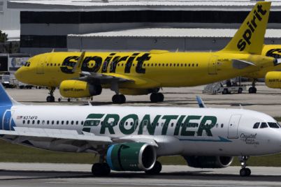 frontier-airlines-goes-after-struggling-rival-spirits-customers-with-20-new-routes-scaled.jpg