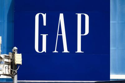 gap-beats-earnings-and-revenue-estimates-hikes-profit-margin-outlook-as-results-are-posted-early-scaled.jpg