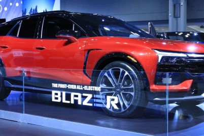 gm-cuts-chevy-blazer-ev-price-as-sales-restart-following-software-issues-scaled.jpg