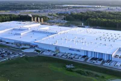 gm-lays-off-more-than-1700-at-sites-in-michigan-ohio-citing-ev-challenges-scaled.jpg