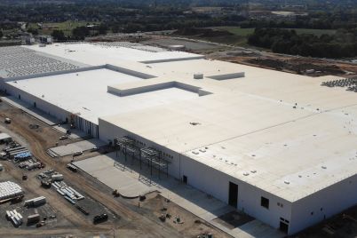gm-lg-to-upgrade-tennessee-plant-to-make-low-cost-ev-batteries-scaled.jpg